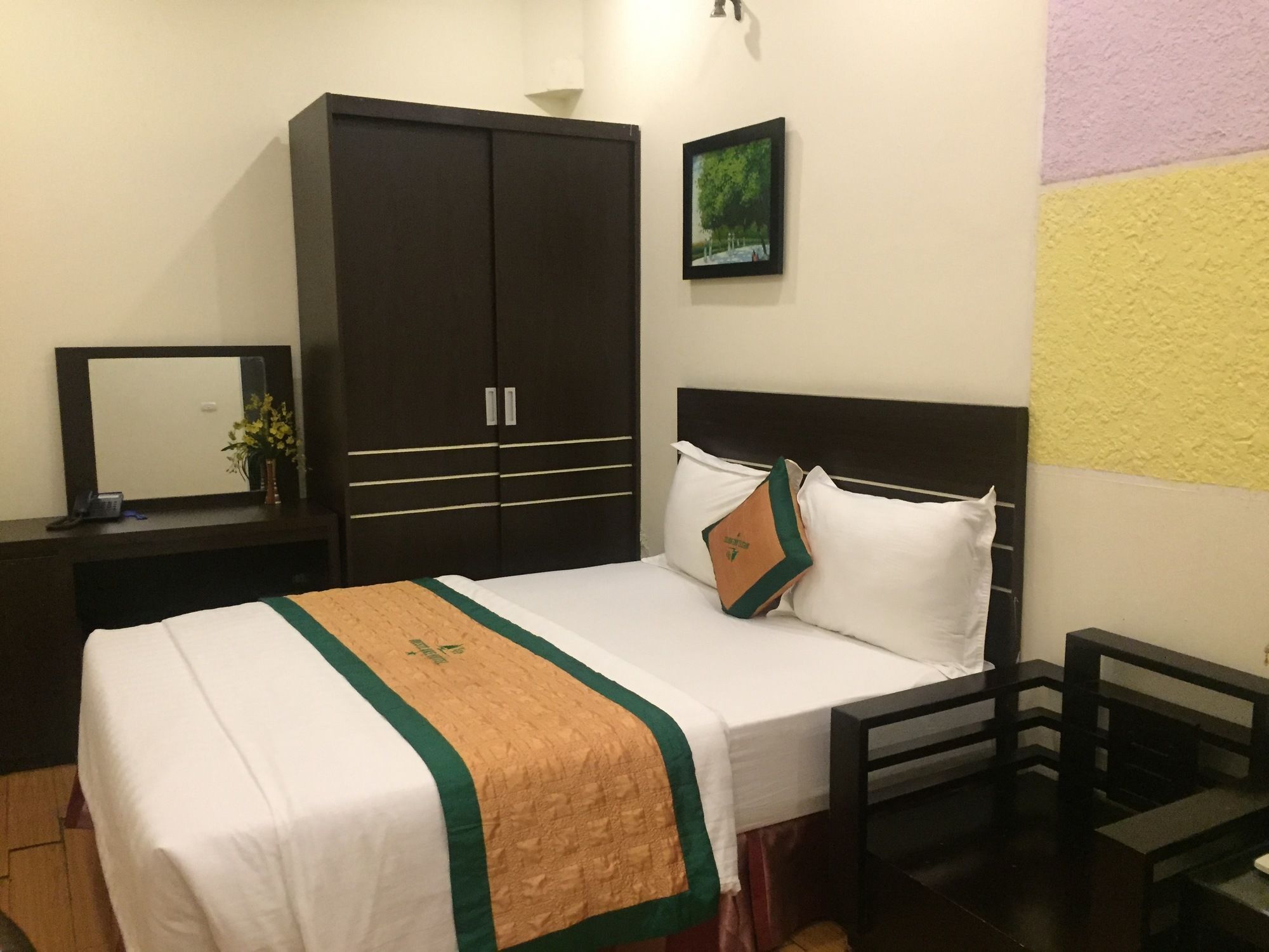 Oyo 279 West Lake Hotel Hanoi Exterior photo